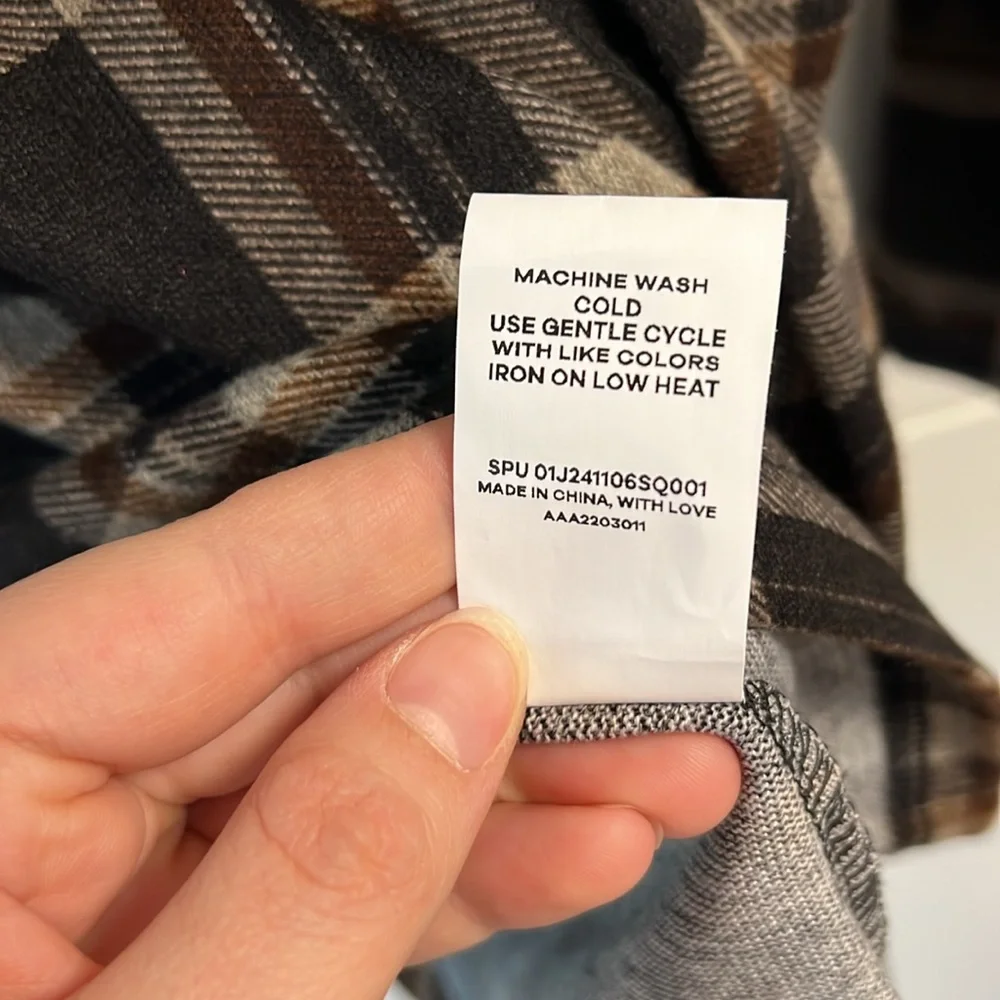 BloomChic Brown Plaid Women's Top NWOT - Picture 10 of 10